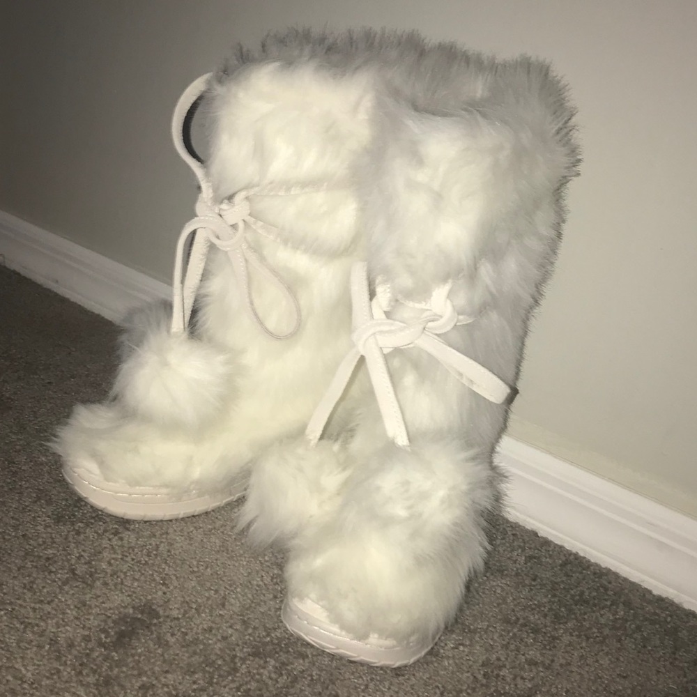 Colin Stuart Faux Fur Boots